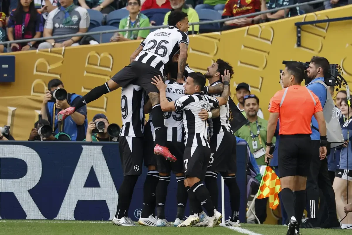 img of Botafogo inicia el mundial de clubes con una victoria